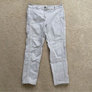 Chico's Women's Size 1R Khaki Tan Cargo Pants Stretch Straight Leg Low Rise